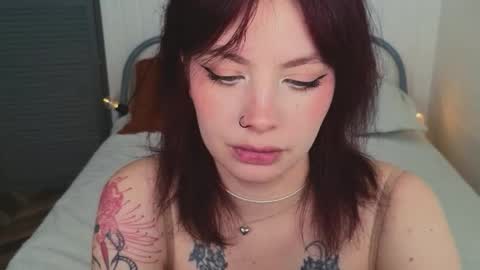 forget__me__nots online show from November 23, 11:10 am