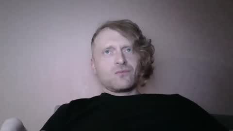 forgotten_lover online show from December 2, 3:25 pm