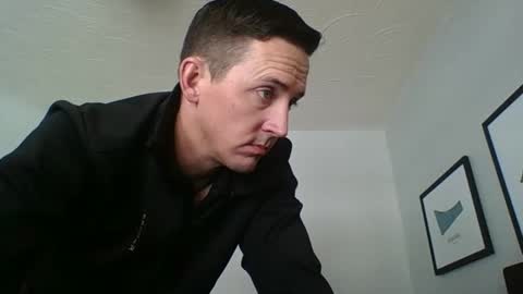 Snapshot of forthie4 chatting on February 19, 5:27 pm Forthie4 online show from February 19, 5:27 pm