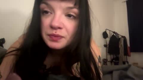 Snapshot of foruamnyxx chatting on October 25, 4:31 am foruamnyxx online show from October 25, 4:31 am