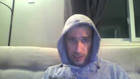 fouraide42 online show from December 1, 10:10 pm