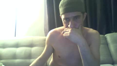 fouraide42 online show from December 5, 5:04 am