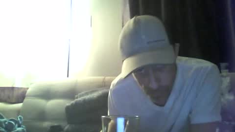 fouraide42 online show from December 13, 7:15 am