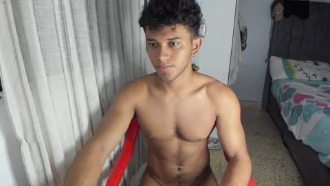 Snapshot of fox_evans chatting on February 3, 7:46 am Fox online show from February 3, 7:46 am