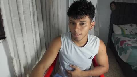 Snapshot of fox_evans chatting on February 4, 12:44 pm Fox online show from February 4, 12:44 pm