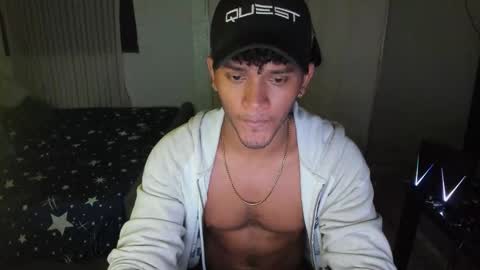 Snapshot of fox_evans chatting on February 20, 7:54 am Fox online show from February 20, 7:54 am