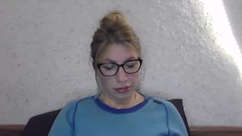 fox_red_lady7 online show from December 17, 7:48 pm