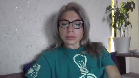 fox_red_lady7 online show from November 15, 5:49 am