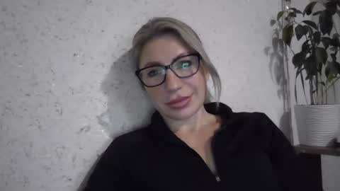 fox_red_lady7 online show from December 20, 10:22 am