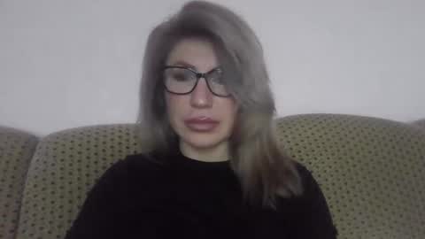 fox_red_lady7 online show from February 11, 2:00 pm