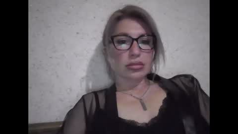 fox_red_lady7 online show from March 19, 7:18 pm