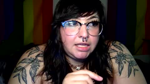 Snapshot of foxdarling96 chatting on September 20, 3:18 am foxdarling96 online show from September 20, 3:18 am