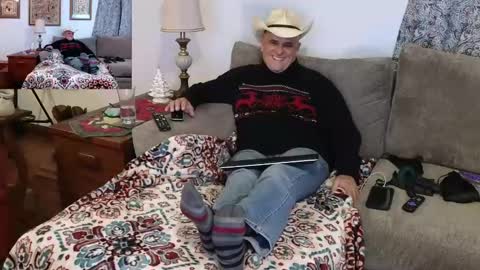 Hunter online show from December 19, 3:29 am