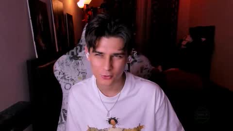 Foxicfu online show from March 26, 5:18 pm