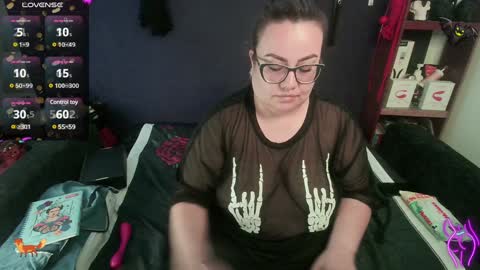 foxxbell online show from December 29, 11:08 pm