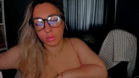 Kris online show from October 11, 2:44 am