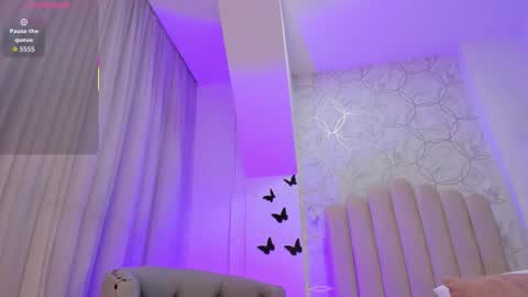 Foxy online show from November 27, 8:33 pm