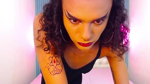 Ella online show from February 14, 2:54 pm