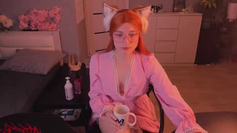 Sue online show from March 1, 9:06 pm