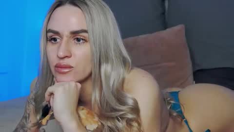 Foxy Kimmi online show from February 7, 6:50 am