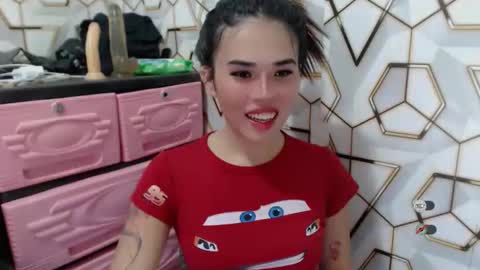 foxy_lei online show from April 4, 9:29 am