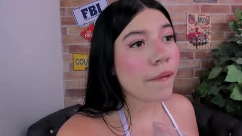 Snapshot of foxy_vera chatting on February 20, 11:11 am Vera online show from February 20, 11:11 am