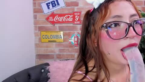 Miss Vilma online show from April 21, 6:12 pm