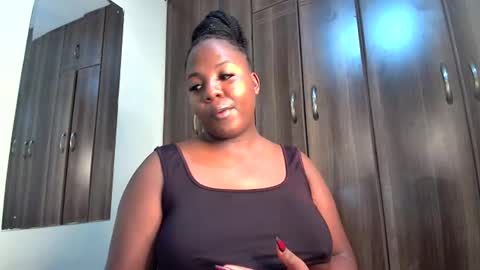 Kayla online show from December 3, 4:36 am