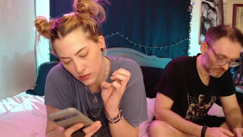 Snapshot of foxymalloryknoxy69 chatting on May 22, 7:48 am Mallory Koxx online show from May 22, 7:48 am