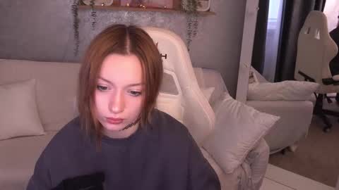 Maya online show from December 5, 7:06 am