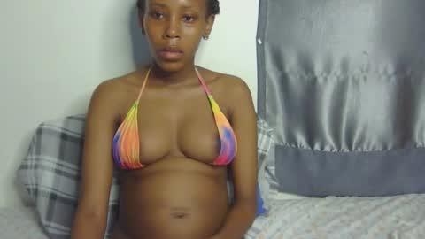 foxypennyy online show from October 21, 2:56 am