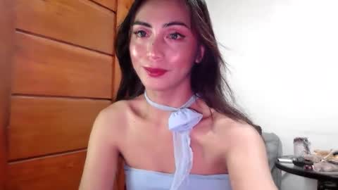 Snapshot of foxytheaxxx chatting on February 23, 9:06 am Thea online show from February 23, 9:06 am