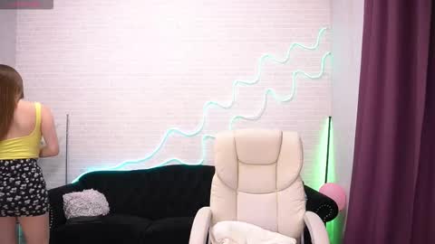 Kate online show from October 1, 1:17 pm