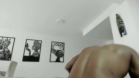 Snapshot of fraiderbrown chatting on September 30, 3:50 pm IM FRAIDER online show from September 30, 3:50 pm