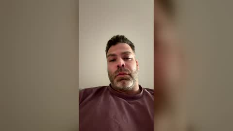 Snapshot of fran198900 chatting on March 2, 8:32 am franciscopr online show from March 2, 8:32 am