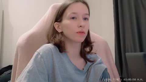 fran_bow online show from January 6, 12:05 am