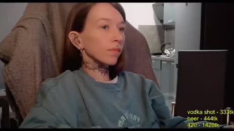 fran_bow online show from October 15, 2:11 am