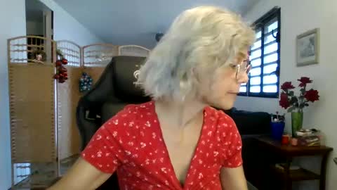 francelune online show from December 9, 1:45 pm