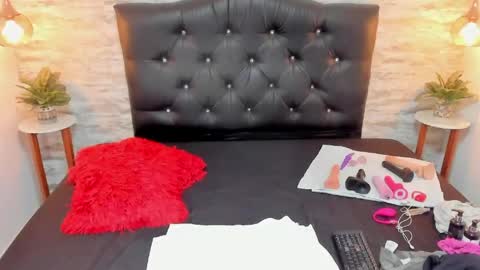          online show from May 10, 1:55 am