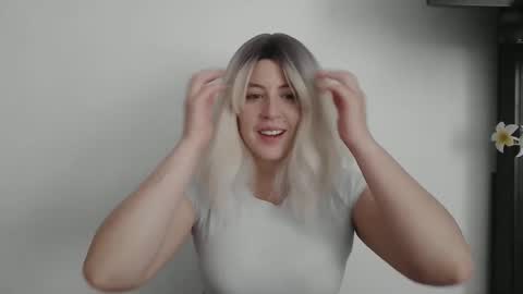 Francesca online show from February 5, 5:28 pm