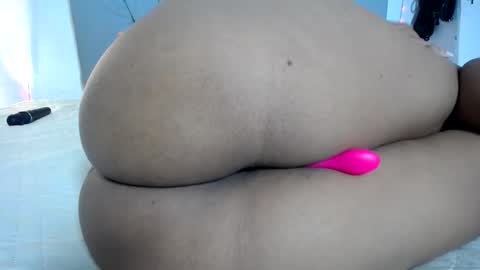 francihot4 online show from November 15, 4:54 am