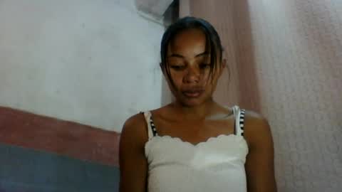 Snapshot of francine1507 chatting on June 18, 5:08 am francine1507 online show from June 18, 5:08 am