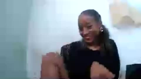 Snapshot of francine925426 chatting on July 19, 7:34 am francine925426 online show from July 19, 7:34 am