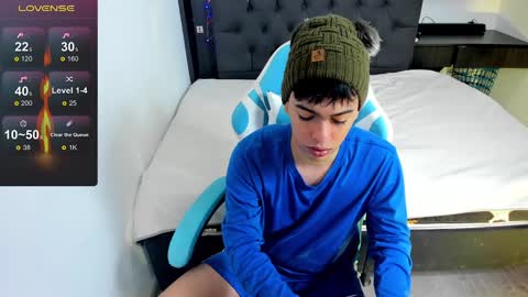 frank online show from December 7, 9:00 pm