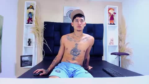 Snapshot of franco_roux chatting on February 16, 11:39 am Franco online show from February 16, 11:39 am