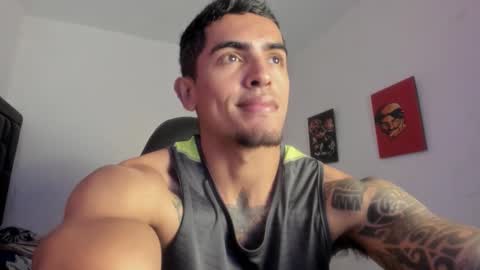 Snapshot of franco_ruiz_ chatting on February 22, 4:49 pm franco online show from February 22, 4:49 pm