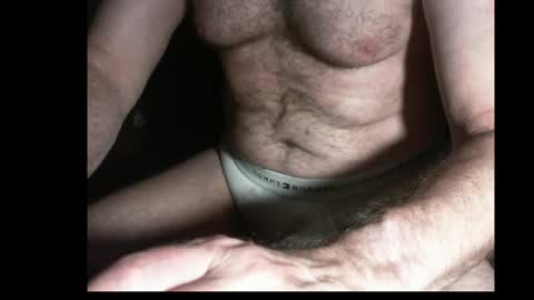 Snapshot of francois4059 chatting on April 28, 6:51 am Franois online show from April 28, 6:51 am