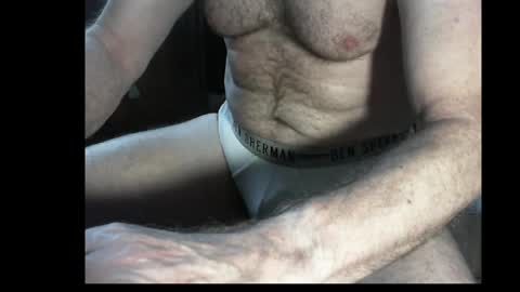 Snapshot of francois4059 chatting on May 6, 8:30 am Franois online show from May 6, 8:30 am