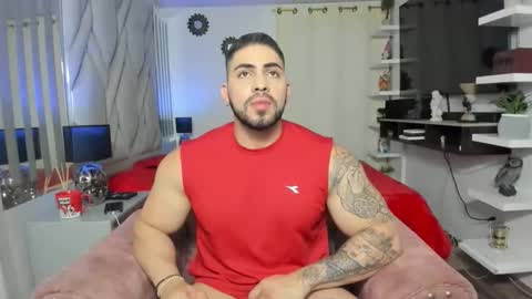 frank_foxx1 online show from March 20, 11:31 pm