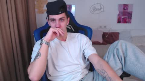 Frank online show from December 11, 2:52 am